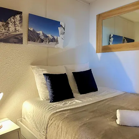 4 Seasons For 8 Persons With Sauna And Local Isola